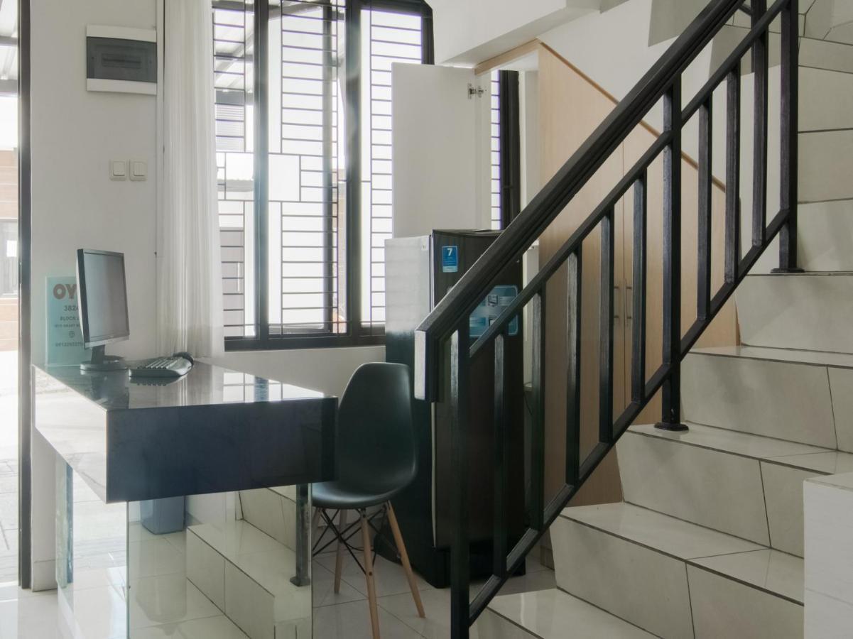 Oyo 3824 Columbus Residence J1 Telukjambe Екстер'єр фото